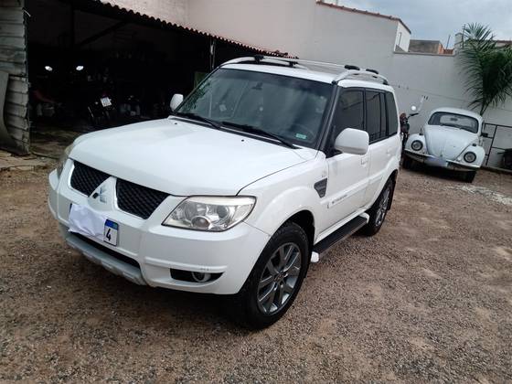 MITSUBISHI PAJERO TR4 2.0 4X2 16V 140CV FLEX 4P AUTOMÁTICO MITSUBISHI PAJERO TR4 2.0 4X2 16V 140CV FLEX 4P AUTOMÁTICO